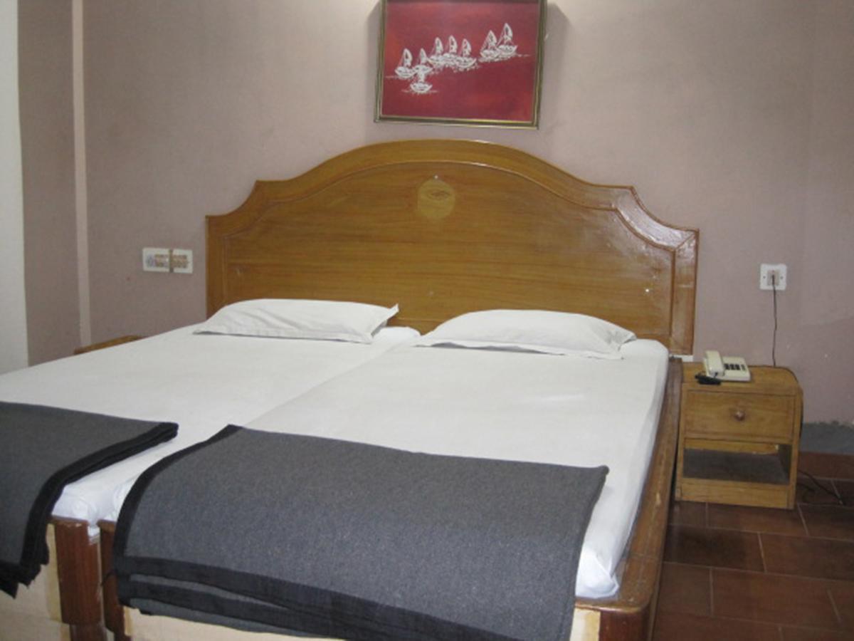 Hotel Arya Palace Purî Extérieur photo