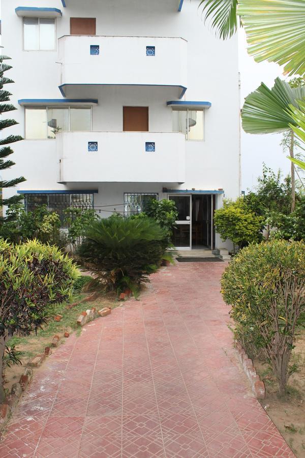 Hotel Arya Palace Purî Extérieur photo